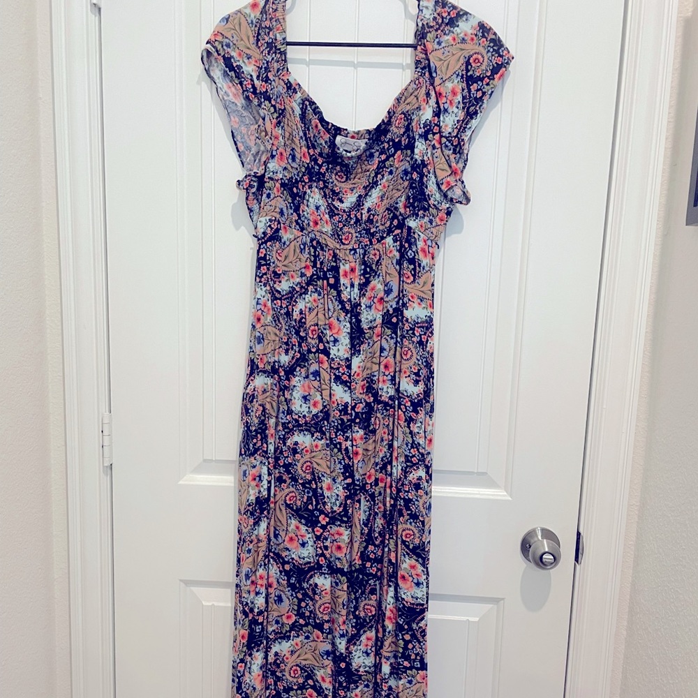 Jessica Simpson maternity dress. Size XL.